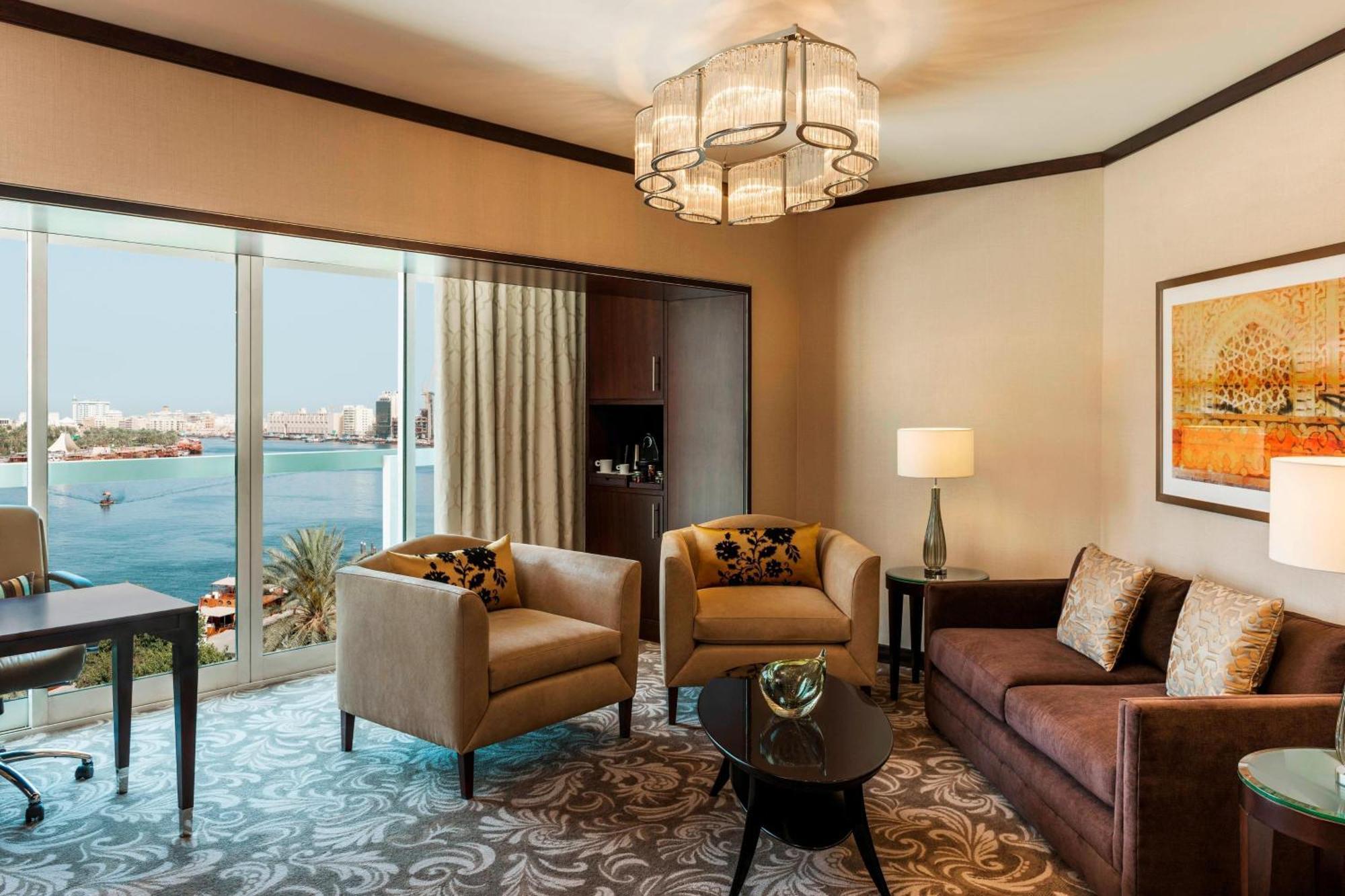 Sheraton Dubai Creek Hotel & Towers Zewnętrze zdjęcie